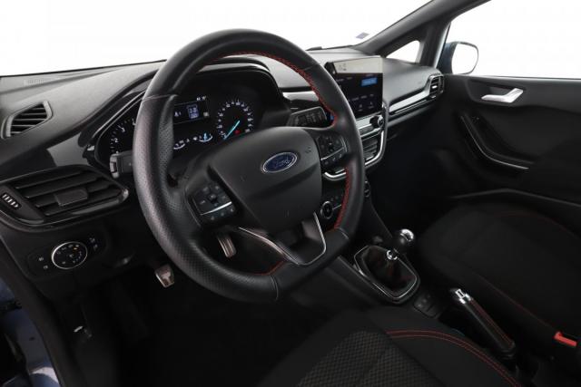 Ford Fiesta image 8