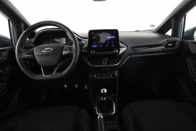 Ford Fiesta image 9