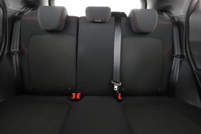 Ford Fiesta image 5