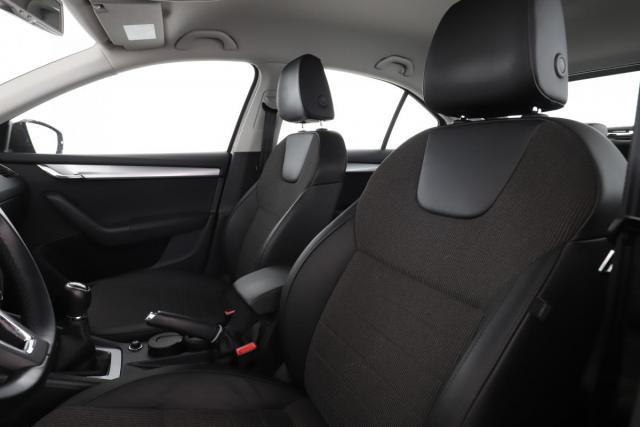 Skoda Octavia image 7
