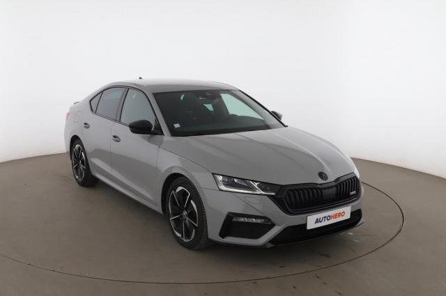 Skoda Octavia image 9