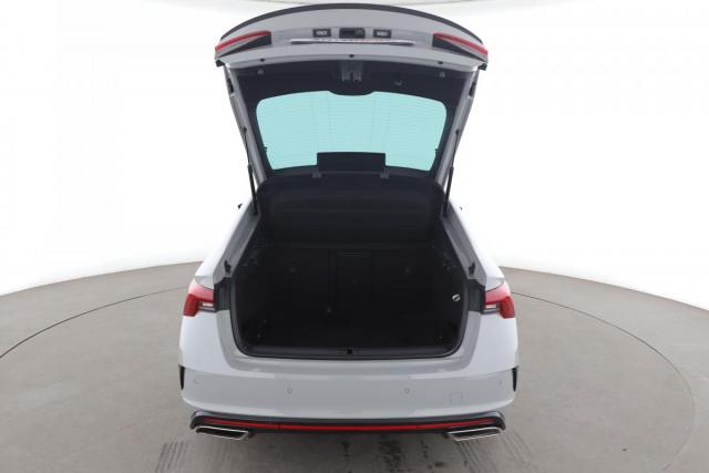 Skoda Octavia image 5