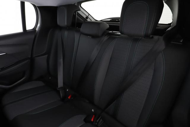 Peugeot 208 image 3