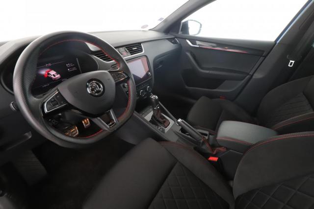 Skoda Octavia image 3