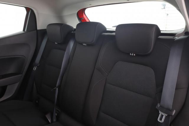 Renault Clio image 9
