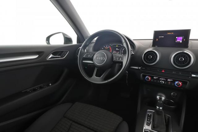 Audi A3 Cabriolet image 3