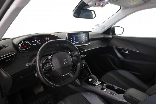 Peugeot 2008 image 8