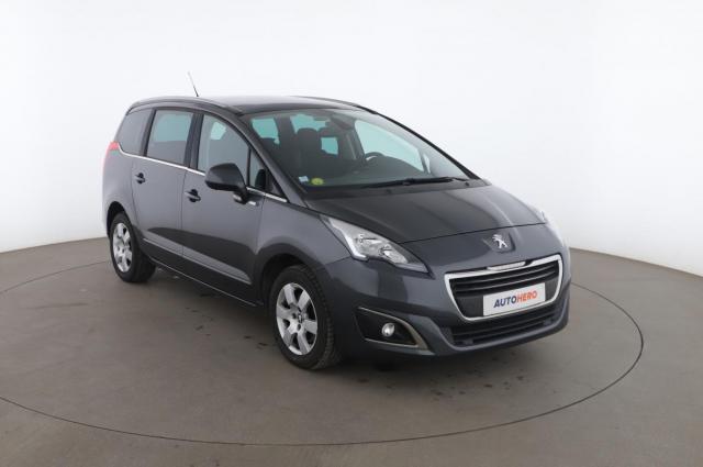 Peugeot 5008 image 2