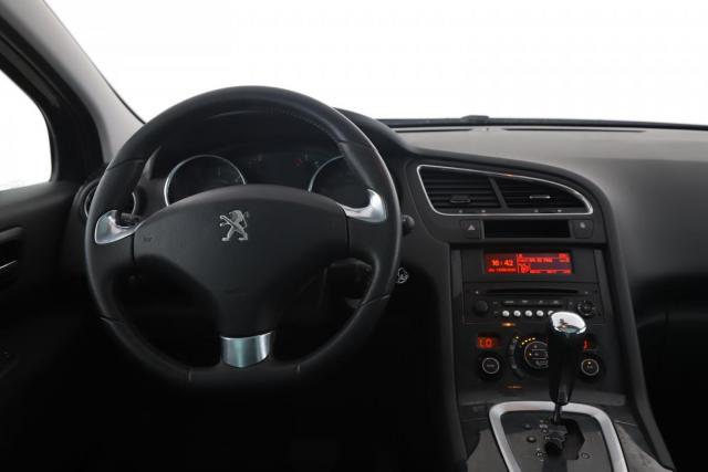 Peugeot 5008 image 9