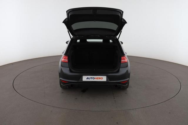Volkswagen Golf image 5