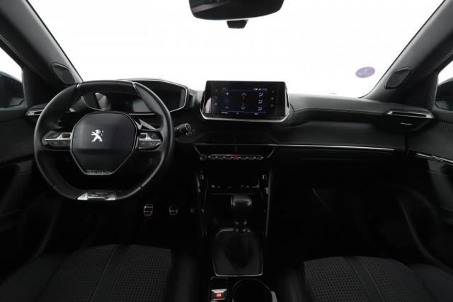Peugeot 2008 image 1