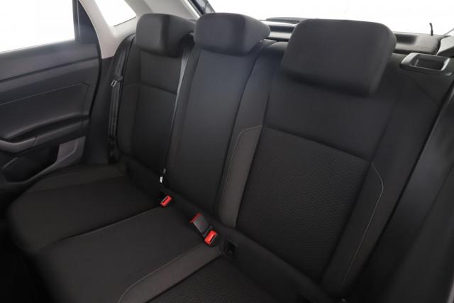 Volkswagen Polo image 9