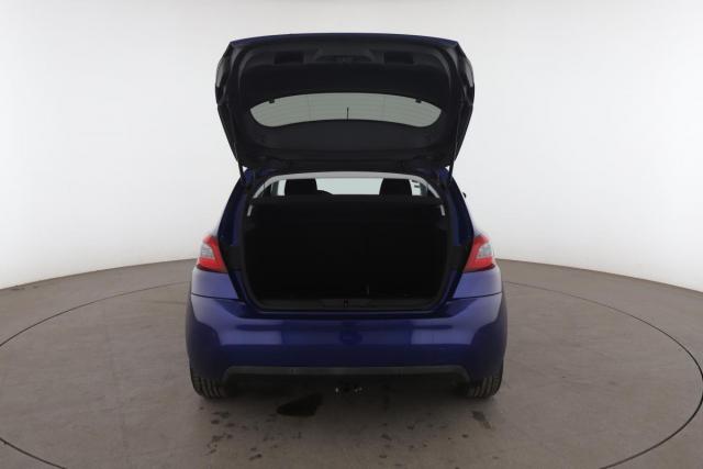 Peugeot 308 image 8