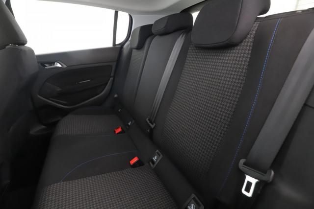 Peugeot 308 image 4