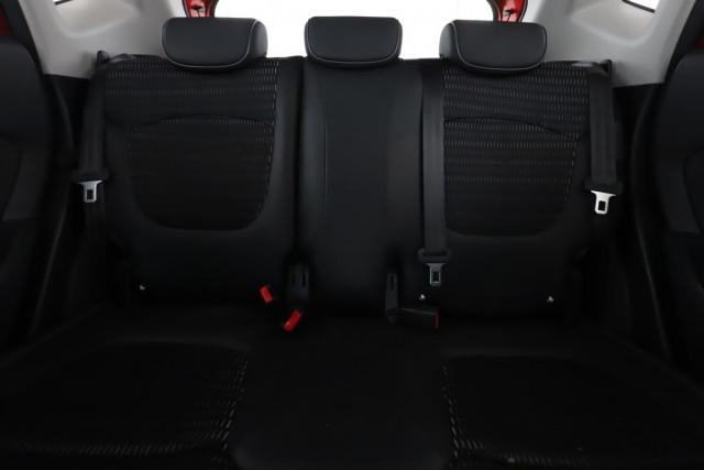 Renault Captur image 1