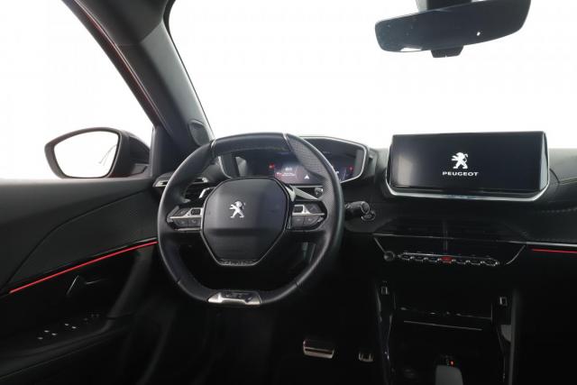 Peugeot 2008 image 4