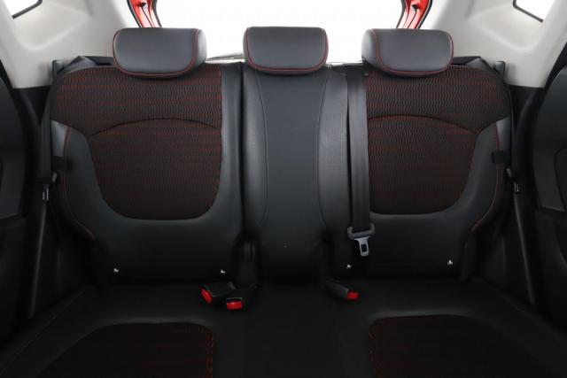 Renault Captur image 8