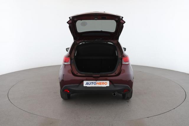 Mazda 2 image 5