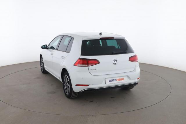 Volkswagen Golf image 1