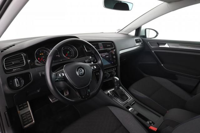 Volkswagen Golf image 7