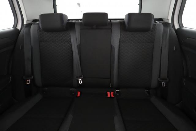 Volkswagen Golf image 2