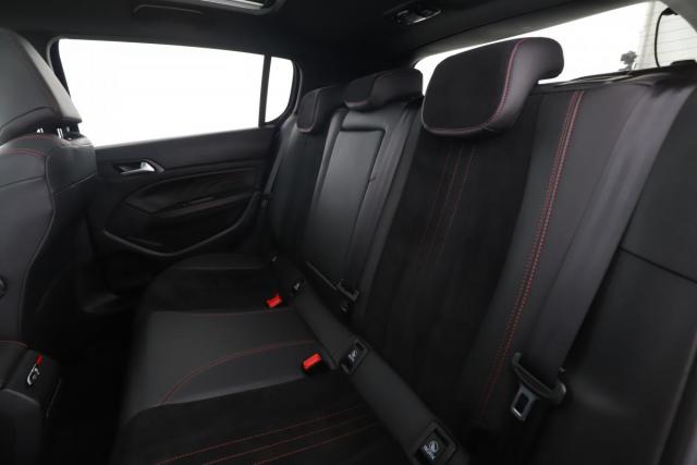 Peugeot 308 image 1