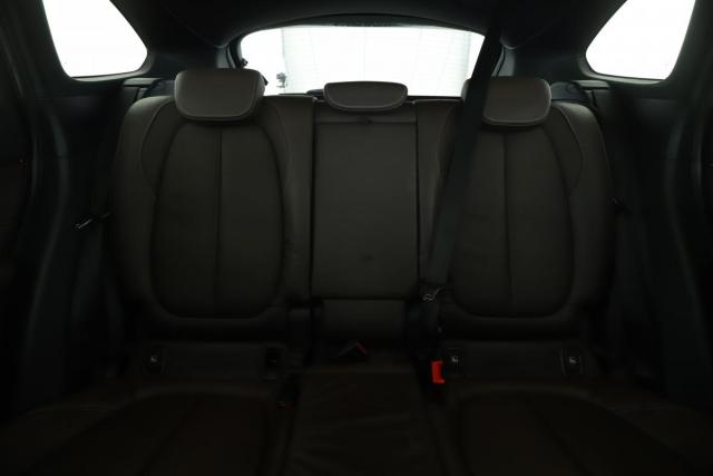 Bmw X1 image 9