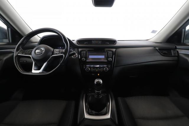 Nissan X-Trail image 7