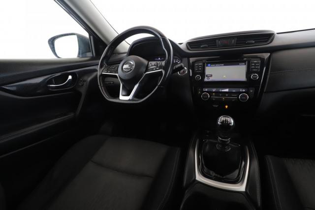 Nissan X-Trail image 2