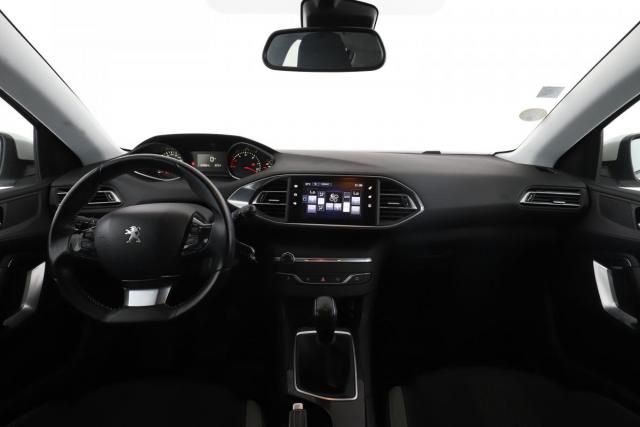 Peugeot 308 image 8