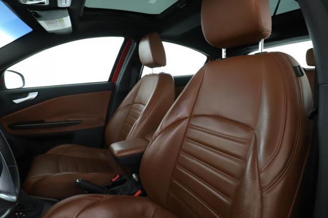 Alfa Romeo Giulietta image 5