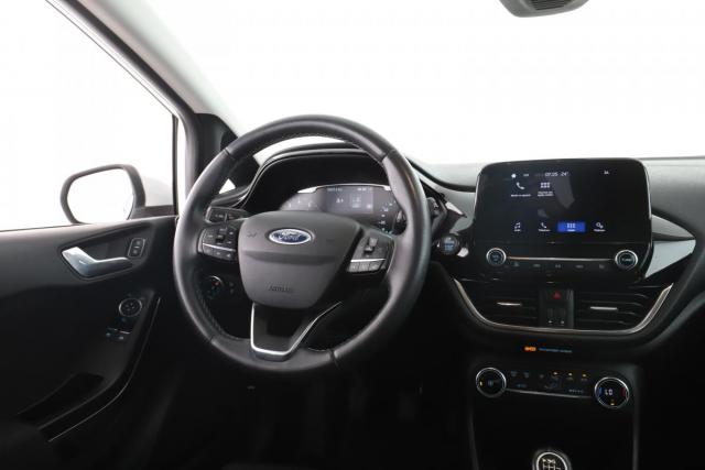 Ford Fiesta image 5