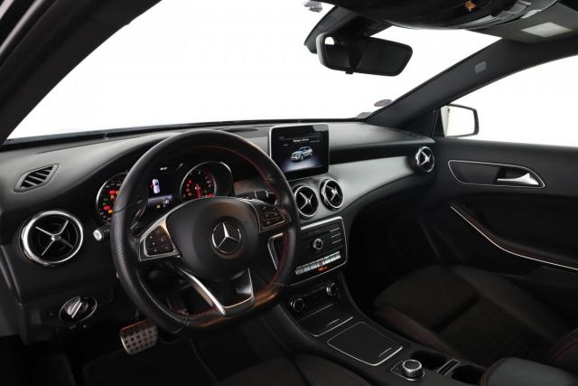 Mercedes Benz Gla image 5