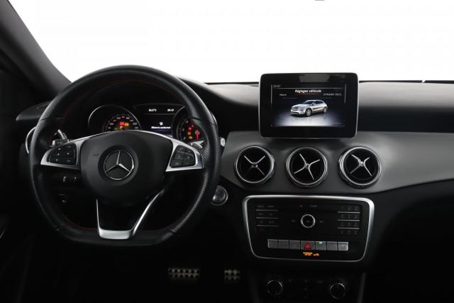 Mercedes Benz Gla image 9