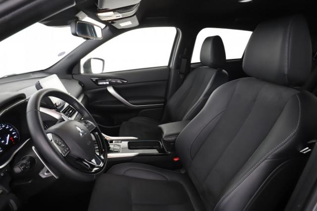 Mitsubishi Eclipse Cross image 2