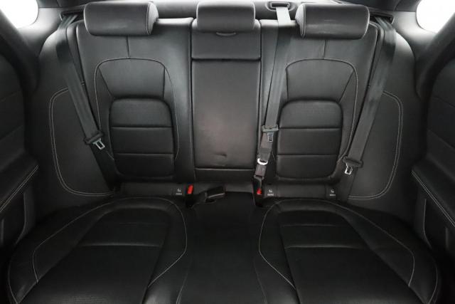 Jaguar Xf image 9