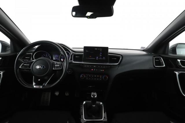 Kia Ceed image 9