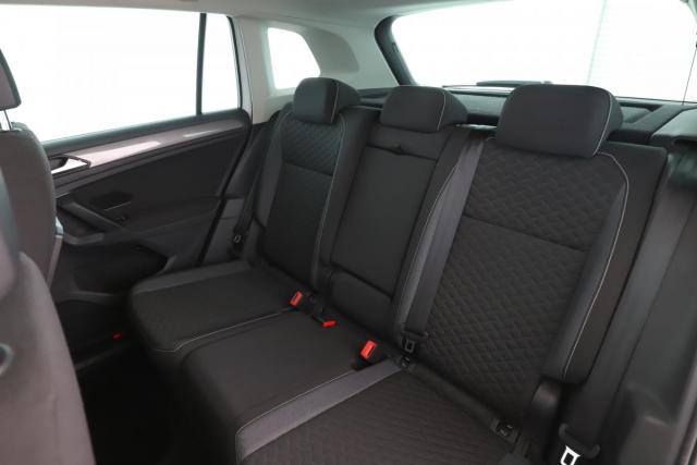 Volkswagen Tiguan image 8