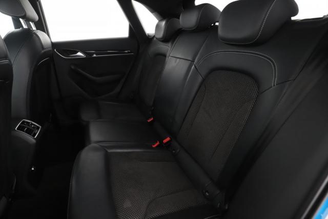 Audi Q3 image 9