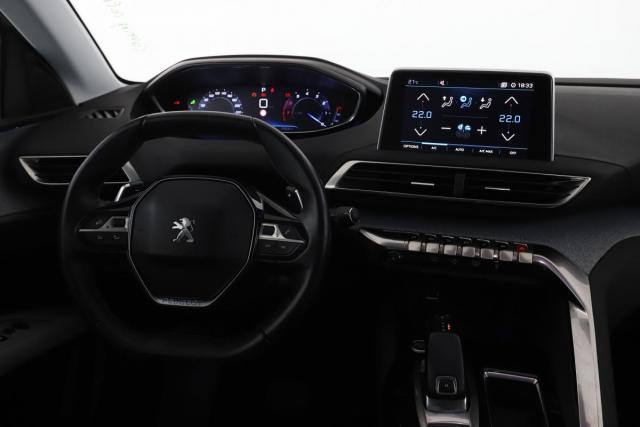 Peugeot 3008 image 1