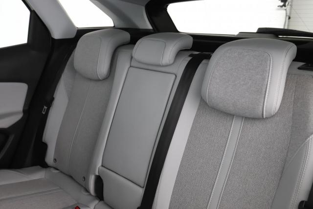 Peugeot 3008 image 8