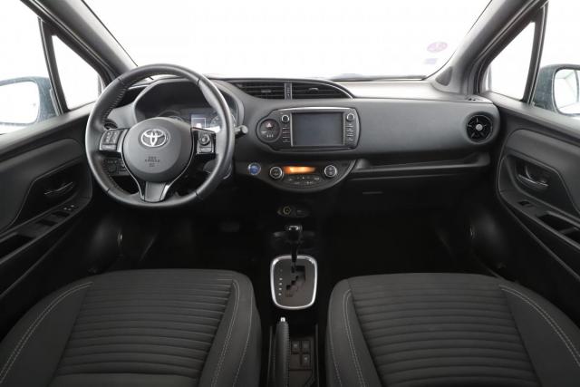 Toyota Yaris image 2