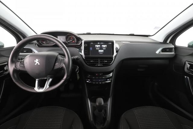 Peugeot 208 image 4