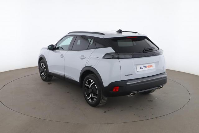 Peugeot 2008 image 2
