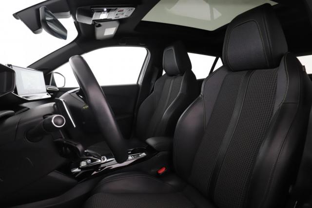 Peugeot 2008 image 4