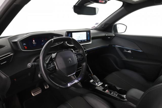 Peugeot 2008 image 9