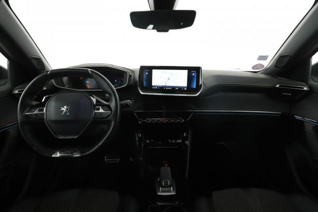 Peugeot 2008 image 6