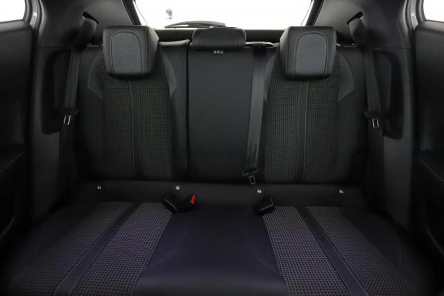 Peugeot 2008 image 5