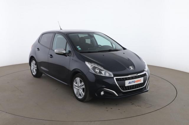 Peugeot 208 image 1