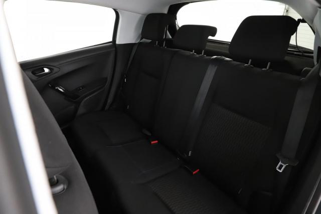 Peugeot 208 image 3